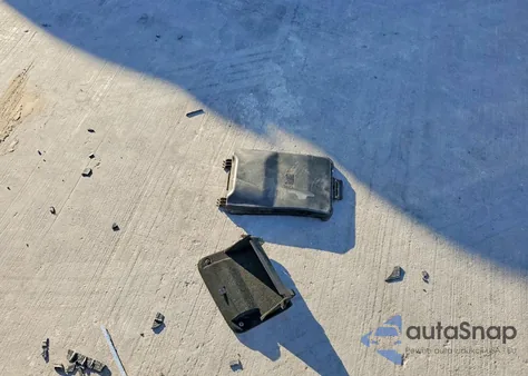 2016 Audi Q3 Prestige из США, поврежденный, VIN WA1GFCFS9GR001543